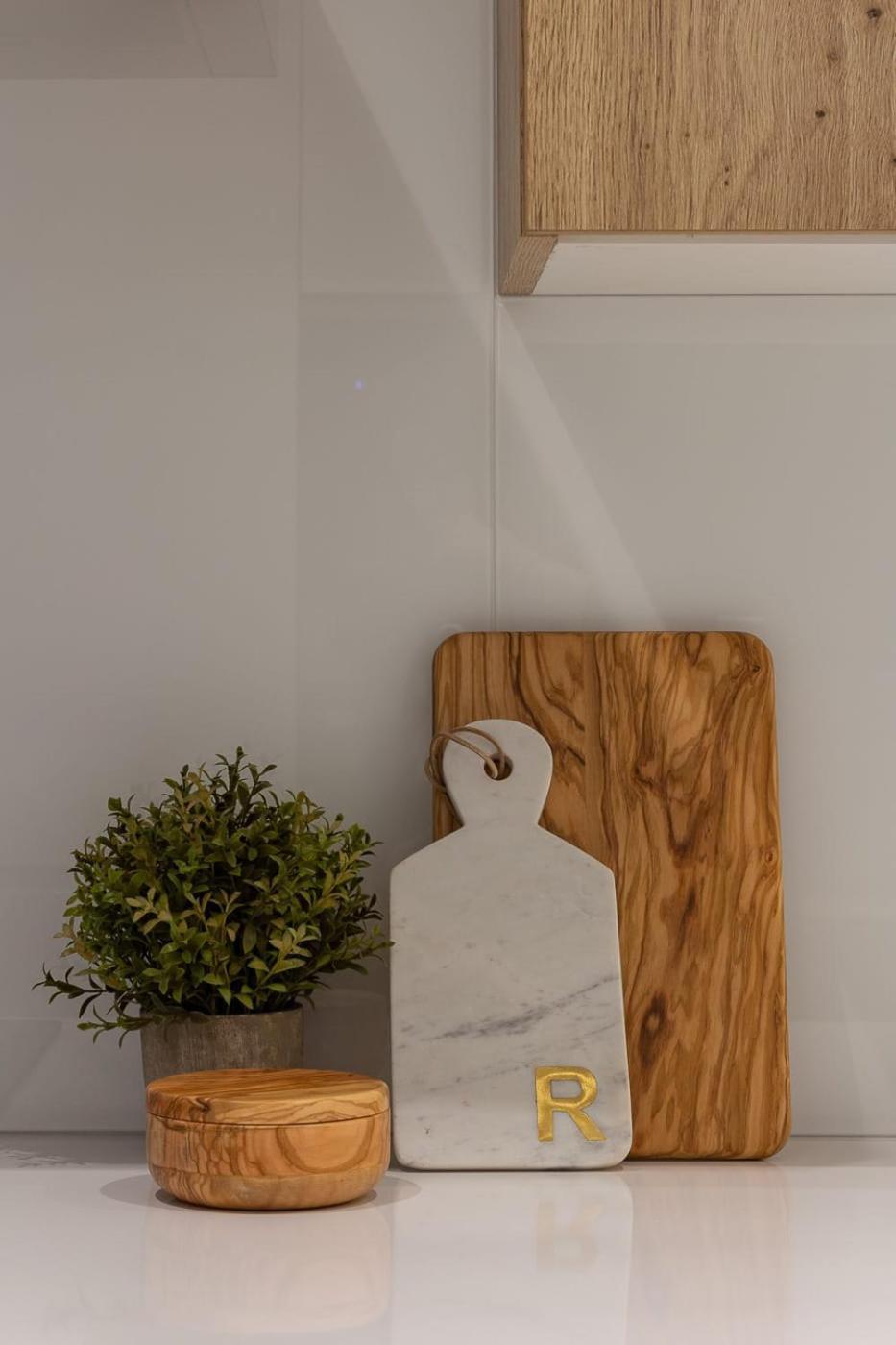 Room4You By Asturias Holidays Oviedo Bagian luar foto