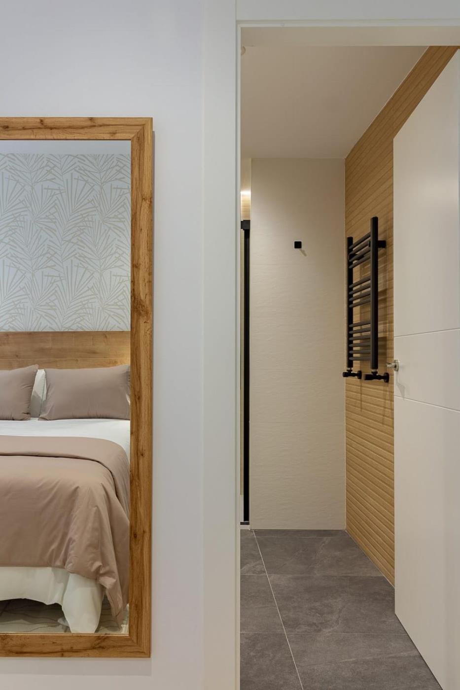 Room4You By Asturias Holidays Oviedo Bagian luar foto