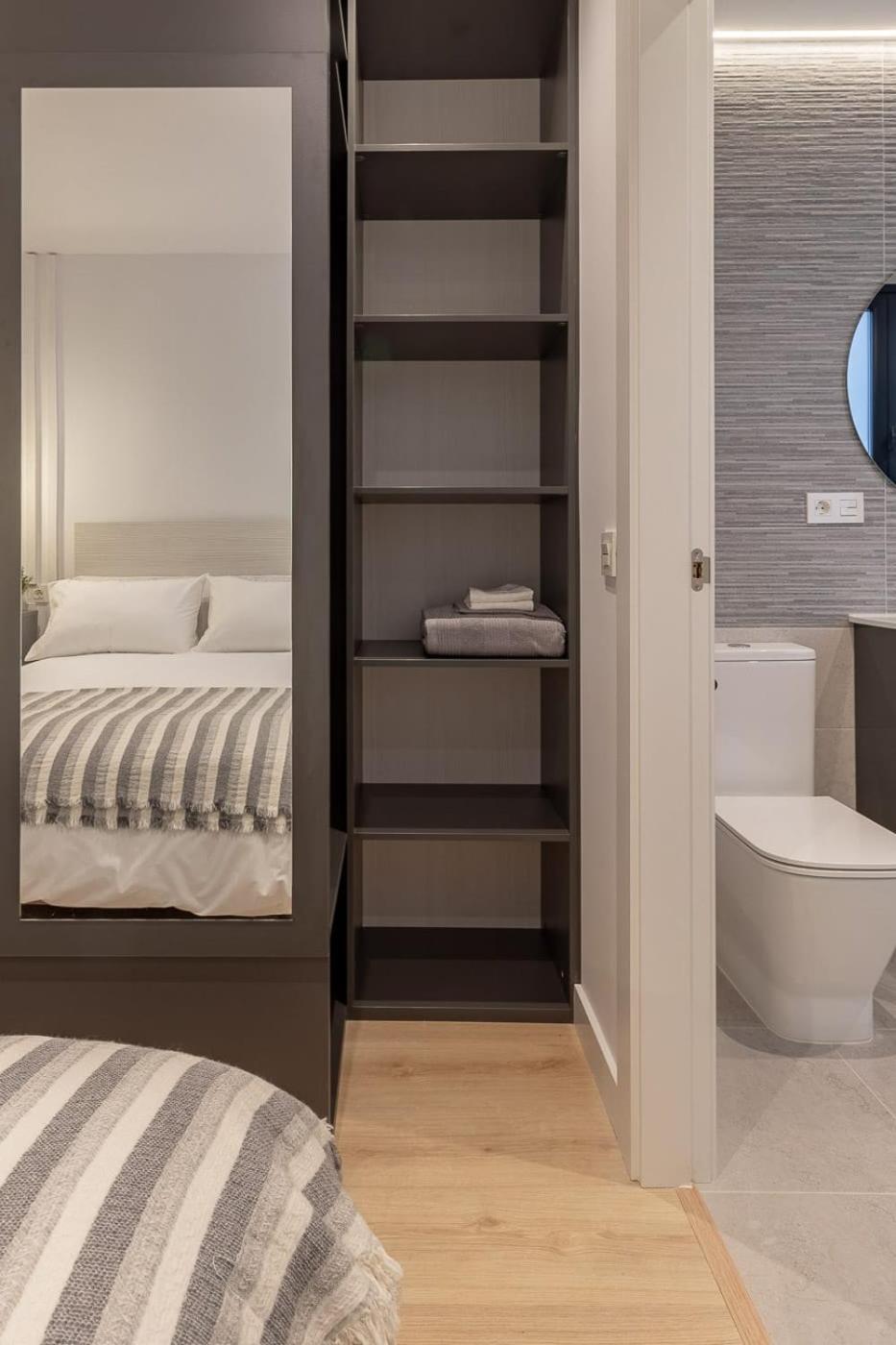Room4You By Asturias Holidays Oviedo Bagian luar foto