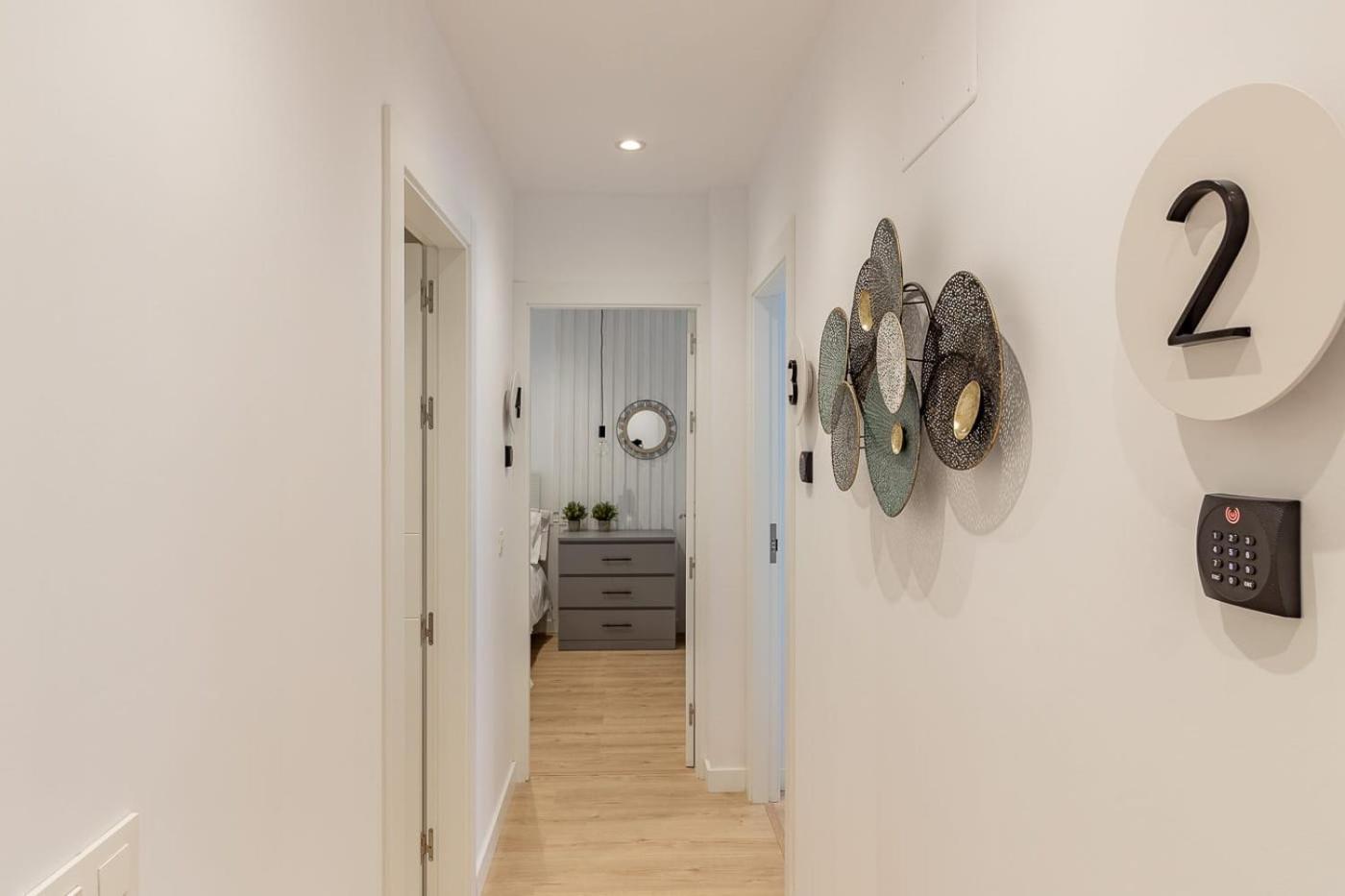 Room4You By Asturias Holidays Oviedo Bagian luar foto